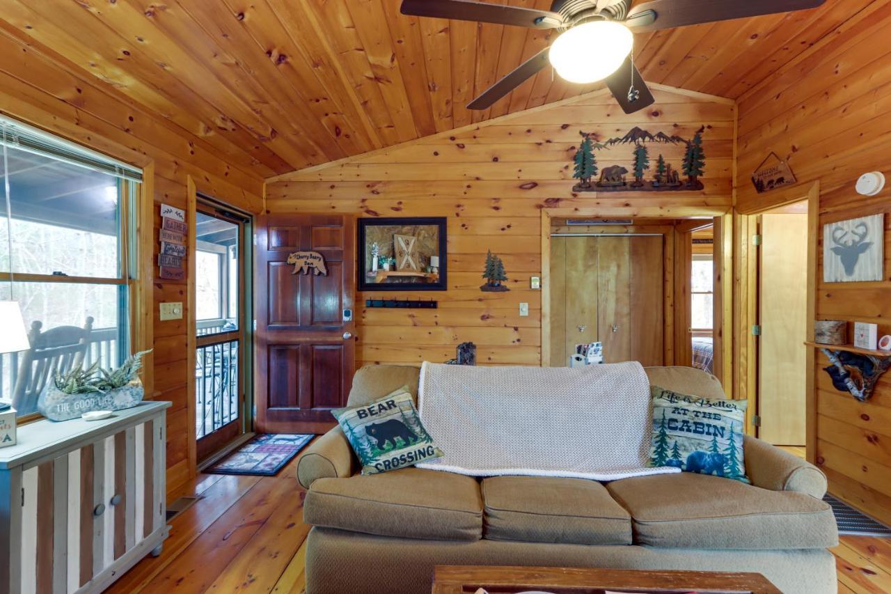 Blue Ridge Cozy Cabin In The Woods With Hot Tub! Eksteriør bilde