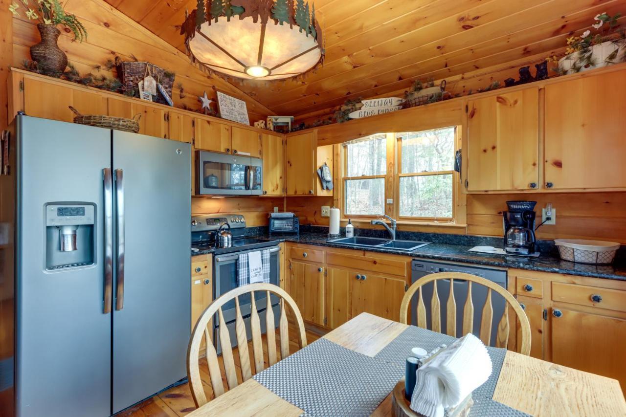 Blue Ridge Cozy Cabin In The Woods With Hot Tub! Eksteriør bilde