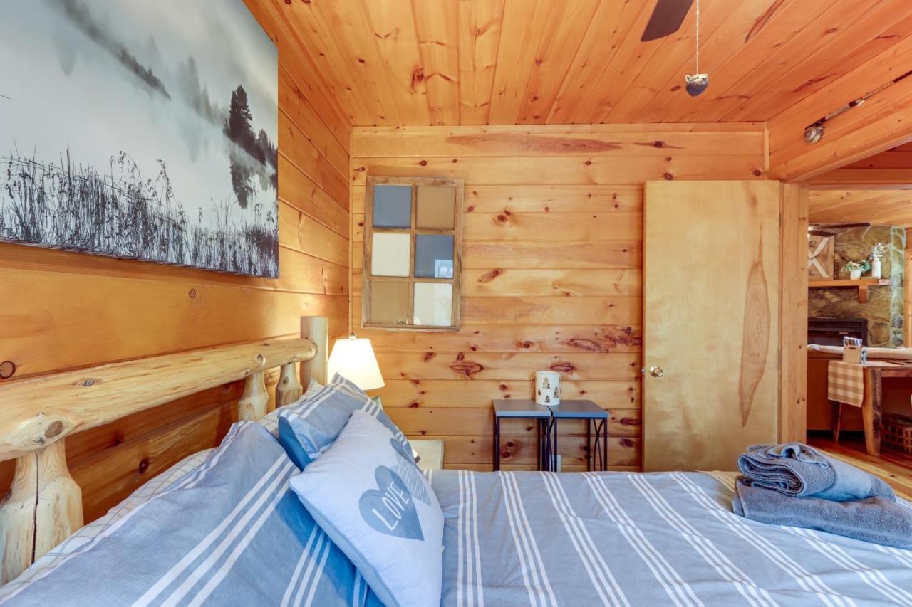 Blue Ridge Cozy Cabin In The Woods With Hot Tub! Eksteriør bilde