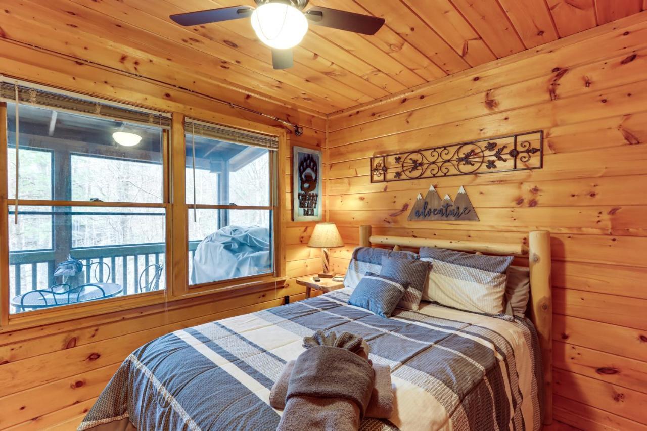 Blue Ridge Cozy Cabin In The Woods With Hot Tub! Eksteriør bilde